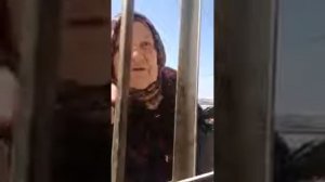 Бабушка ругается матом