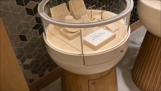 194* ПАРК Disney Springs в Орландо перед праздниками. смотреть онлайн