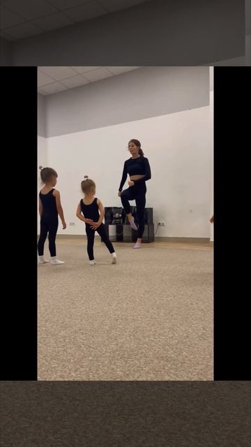 ДЕТСКИЕ ТАНЦЫ В САМАРЕ В ТЦ ОХОТНЫЙ РЯД DETI.USPEH.SAMARA DANCEDGAMILA