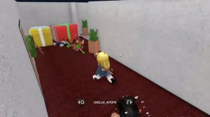 ⛄️ НУБ УПРАВЛЯЕТ МНОЙ В ММ2 *отдала акк?!* 🦌