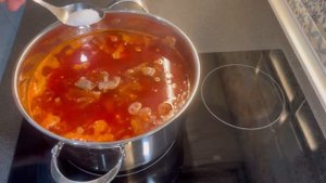Борщ с пампушками. Рецепт с запеченной свеклой