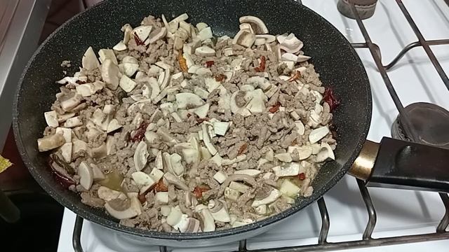 Готовлю вечерний ужин😊 !!! #гнездо #ужин#кулинария#еда смотреть онлайн