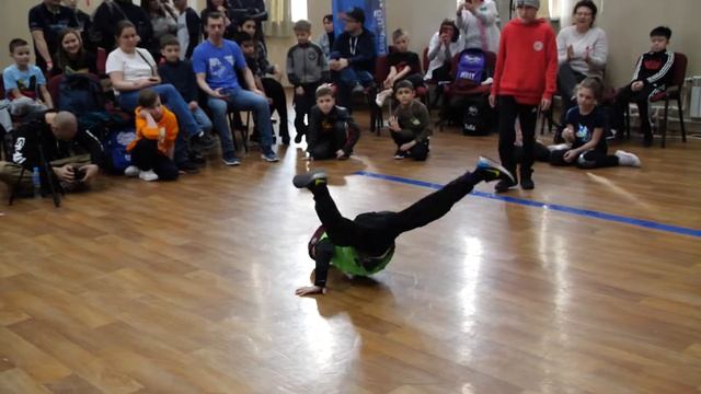 top16 bboy Демидов vs LilDimon - брейкданс чемпионат г.Химки смотреть онлайн
