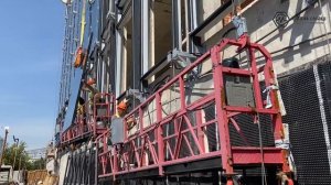 Применение крана «Пионер» для монтажа стеклопакетов.