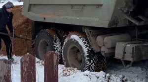 Работа на самосвале. Помощник JCB