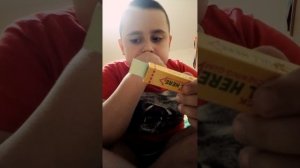 Жвачка электрошокер