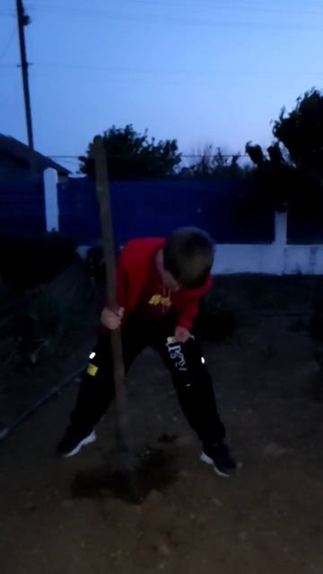 Копать огород не перекопать :) смотреть онлайн