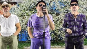 Под окном широким - (ВИШНЯ)