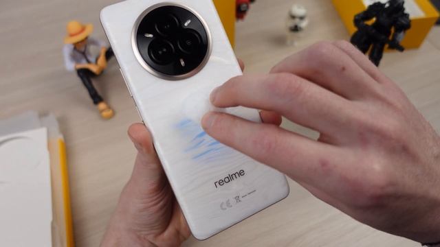 Realme 14 Pro - Идеальный баланс! Распаковка нового недорого смотреть онлайн