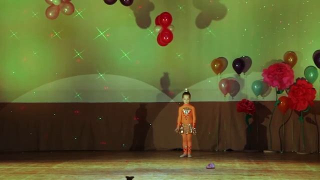 Літній звітний концерт 2016 1 частина - Танцювальна студія МаріІн смотреть онлайн