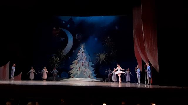 "Щелкунчик" П.И.Чайковский (фрагмент балета) 16.01.22 г смотреть онлайн