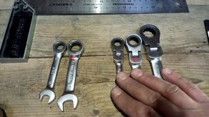 Ключи КОРОТКИЕ комбинированные трещоточные шарнирны?