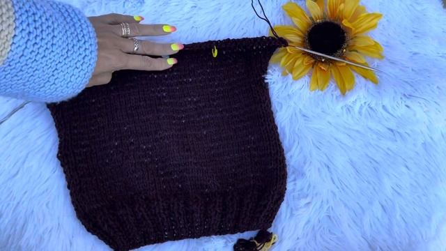 Докупила пряжу ! Новый процесс! Как дела с пуловером?! Сентябрь 2021. смотреть онлайн