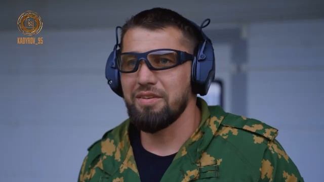 тем временем НА ПОЛИГОНЕ. Приколы века смотреть онлайн