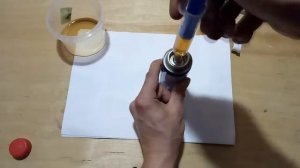 Восстанови и заправь балон WD-40 сам. Смотри как!