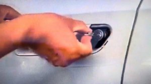 Volkswagen ID4, батарейка в ключе села полностью, что делать?