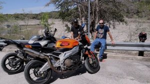 Мото-обзор Aprilia Tuono V2