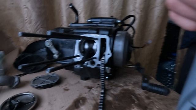 Обслуживание двигателя 153FMI перед открытием сезона смотреть онлайн