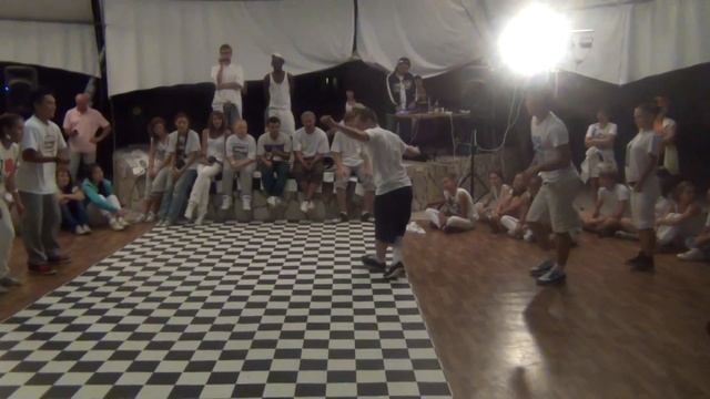 Аня & Ryota vs Ваня & Хван смотреть онлайн