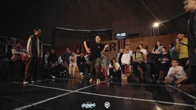 Хайп vs K'sendi vs Polina Hugz / TOP 18 / Hip Hop Beg / ДВИЖЕНИЕ Battle смотреть онлайн