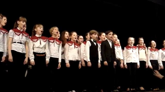 "When your smiling" в исполнении хора ДМШ №1 смотреть онлайн