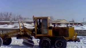 Автогрейдер ДЗ-122А