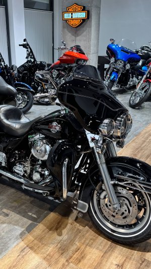 2006 Electra Glide Ultra S&S