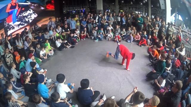 2015.03.01 Казань РЭП на голове студия брейк-данса Sense of life www.breakdance-ufa.ru смотреть онлайн