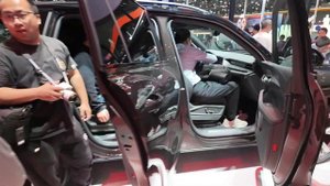 🐲Шанхайский автосалон. Часть первая // Roewe, Cadillac, AUDI, VW,