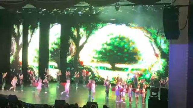 "Танцующие человечки" 22.04.2018 г. смотреть онлайн