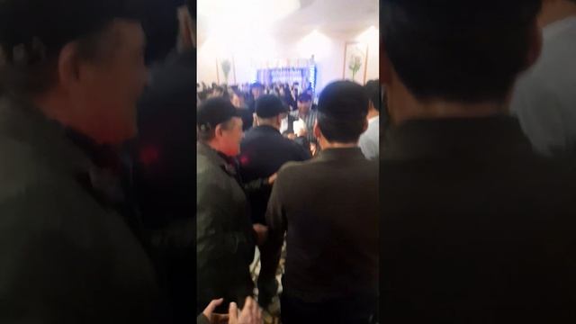 Кизил байрок Лутфулла смотреть онлайн