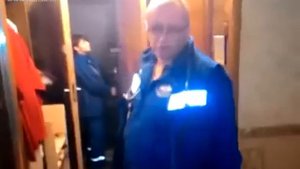 Скандал!! скорая без бахил