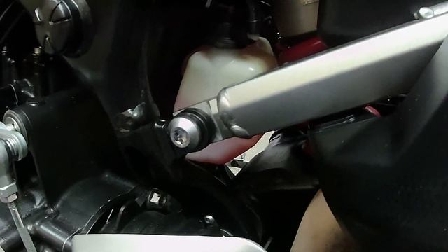 YAMAHA TENERE XT 1200 ЗАМЕНА АНТИФРИЗА! смотреть онлайн