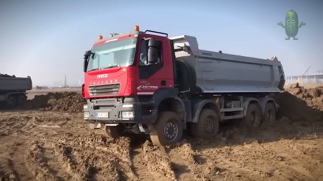 ЖУТКИЙ РИСК! ГРУЗОВИКИ НА БЕЗДОРОЖЬЕ, БЕЗ ШАНСА ОБЛАЖА