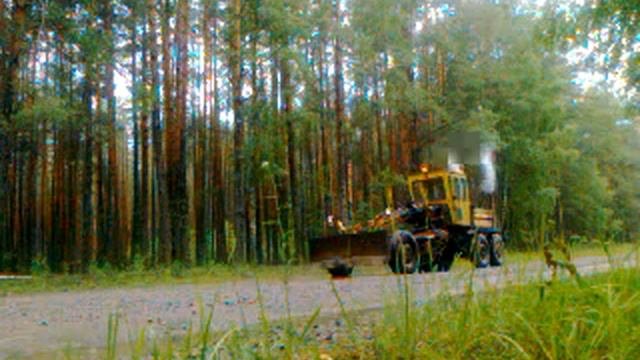 грейдер ДЗ-122 с разгона в воду