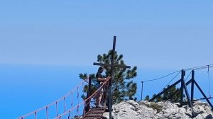 Ай-Петри, зубцы, прогулка по мостикам