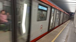 метропоезд "москва-2024" отправляется от "каширской"