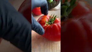 Сорт томата Подарок монахини.