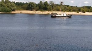 Мозырь. Плывет параход по реке Припять.