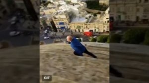 Когда опаздываешь на работу (под музыку)