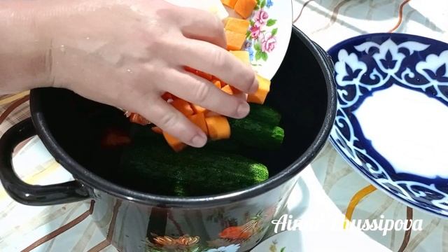 Мало солённые огурцы быстро и вкусно смотреть онлайн