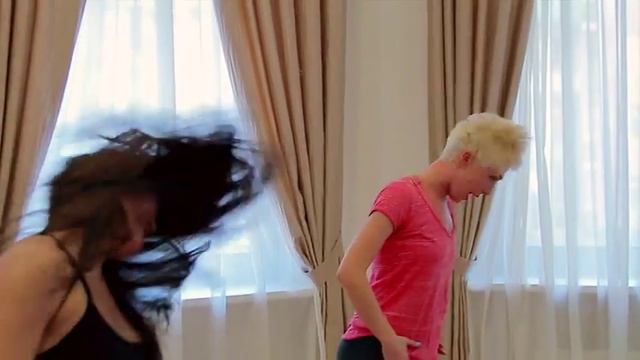 Педагог по танцам Вероника Колчева смотреть онлайн