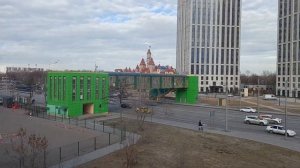 Участок наземного метро Москвы: парк Остров Мечты, Москва-река, станция Технопарк.