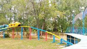 Аттракционы//Парк "Победы"