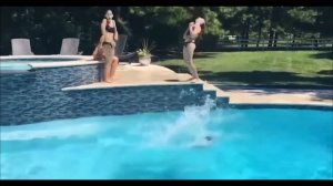 Смешные неудачные падения в воду. Подборка 2021