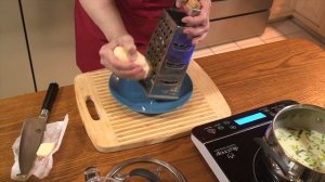 Молочный суп с луком пореем и картофелем.