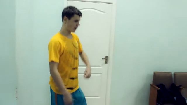 Как научиться боковое сальто sidefleep