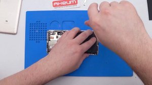 Замена аккумулятора и платы с разъемом зарядки Xiaomi Redmi