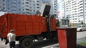 Мусоровоз МКМ-3403 на шасси МАЗ-5337A2 (Х 261 ТН 22) / Garbage truck MAZ-5