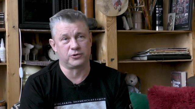 Ярославль,  в гостях у художника Максима Теплова! Репортаж с выставки "Люди и море"